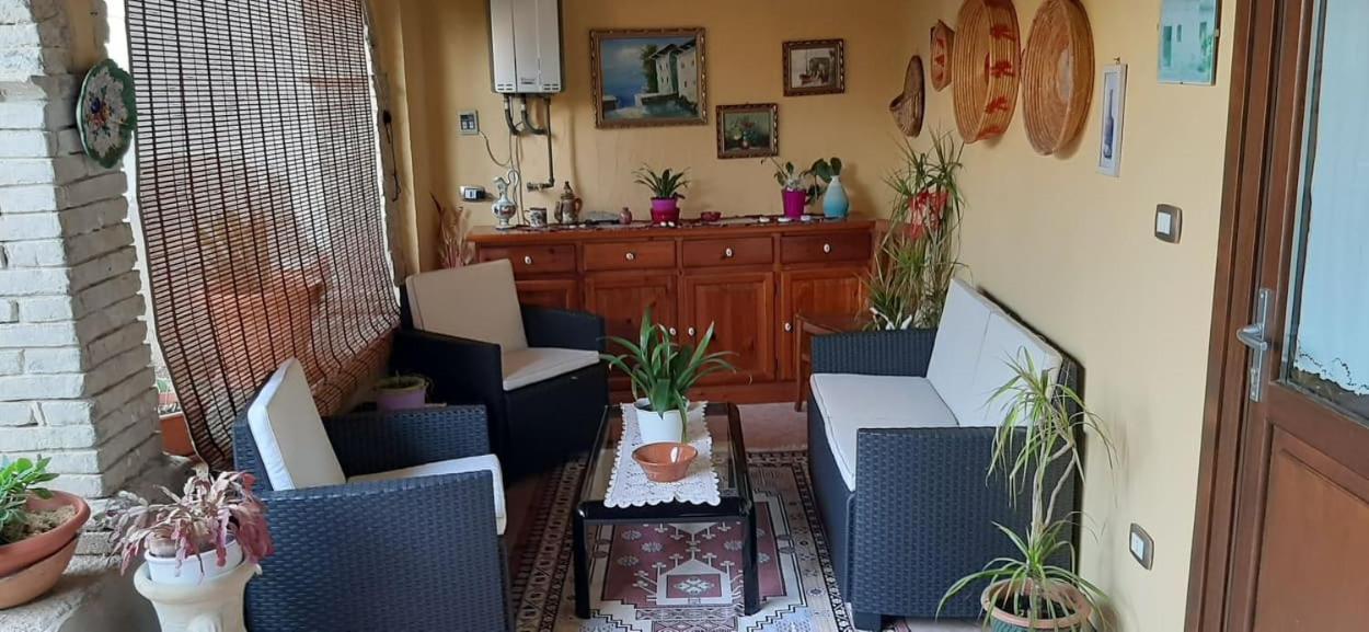 B&B Gli Archi Sìnnai Екстериор снимка