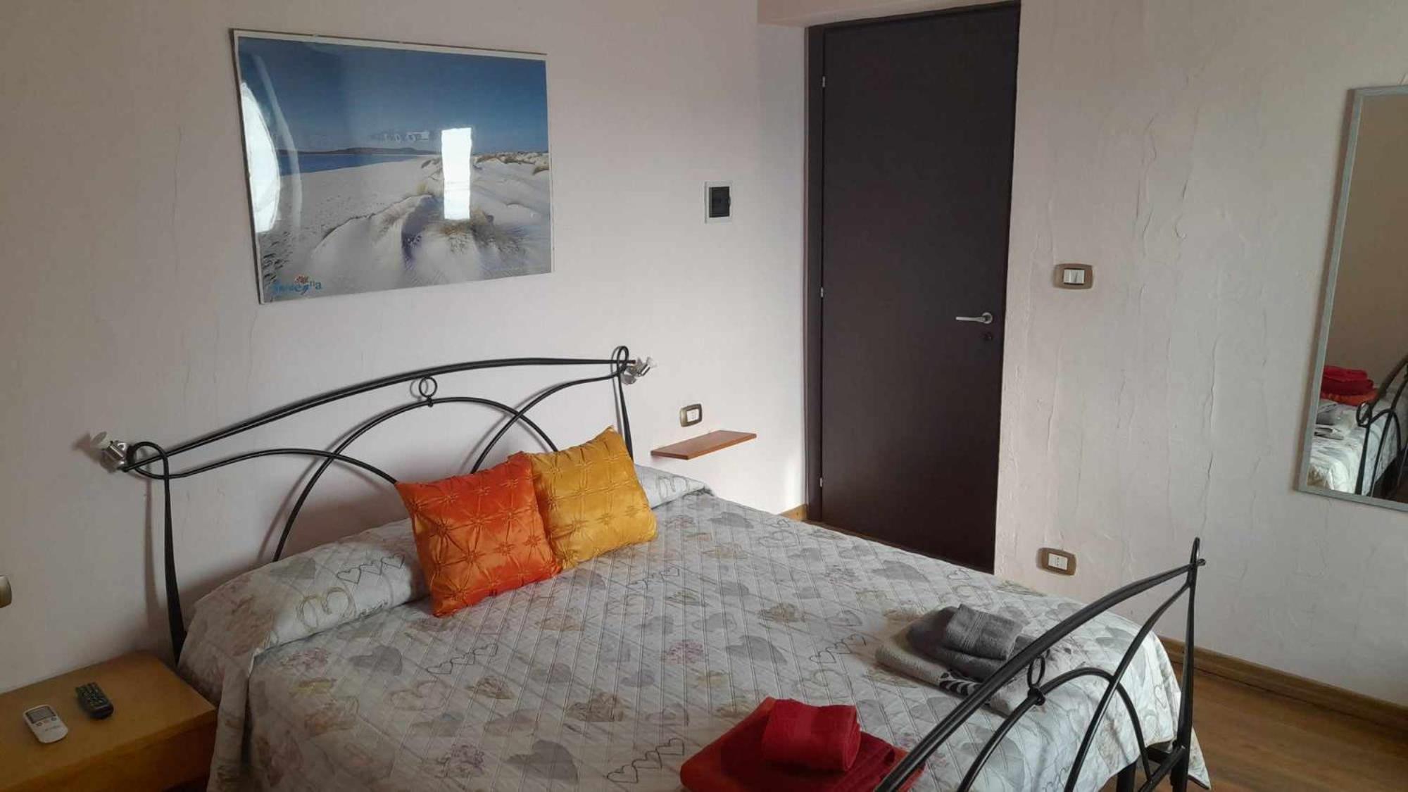 B&B Gli Archi Sìnnai Екстериор снимка